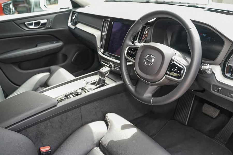 2019 MY20 Volvo V60 F-Series T5 Inscription Wagon