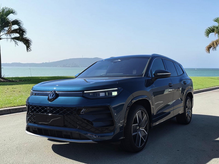 2025 MY26 Volkswagen Tayron R4 195TSI R-Line SUV Image 4