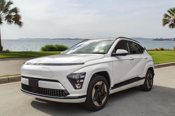 2027 Hyundai KONA SX2.V3 Electric SUV Image 3