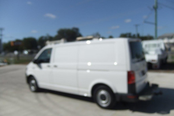 2018 Other Transporter Van Image 2