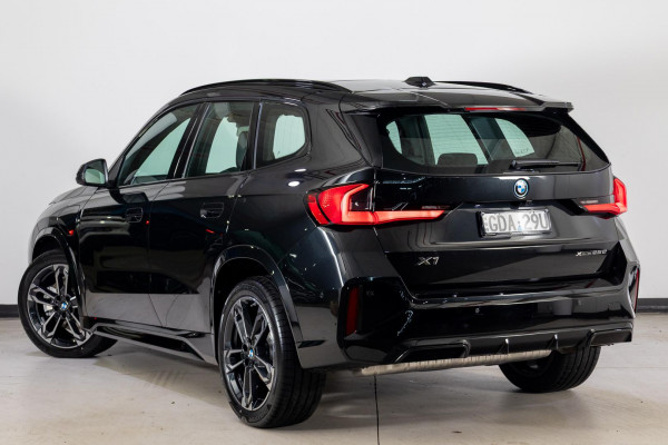 2026 BMW X1 U11 xDrive25e M Sport SUV image 4
