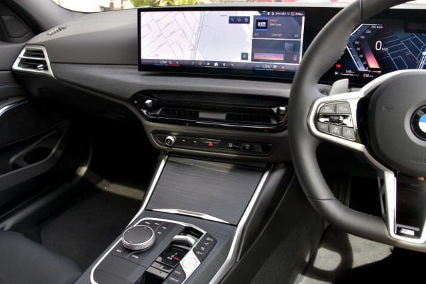2026 BMW 3 Series G20 LCI II 330i M Sport Sedan image 7