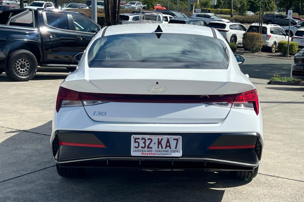2024 Hyundai i30 CN7.V2 Elite Sedan Image 6