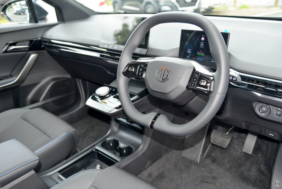 2024 MG MG4 MEH32 Essence 64 Hatch Image 6