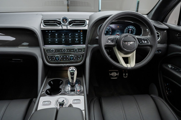 2026 Bentley Bentayga 4V V8 SUV image 30