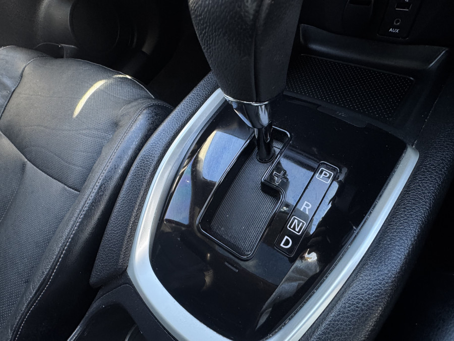 2016 Nissan X-Trail T32 ST-L SUV Image 26