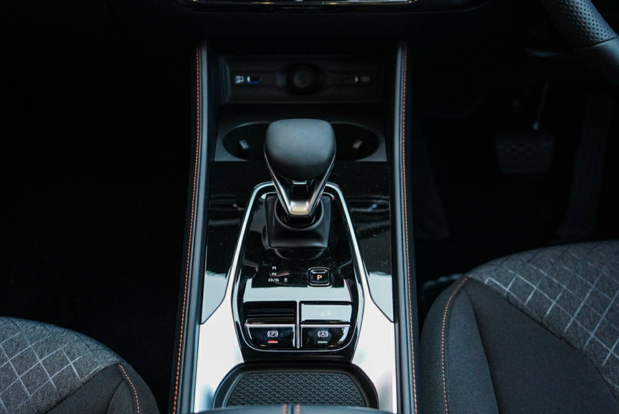 2024 MY24.5 MG HS AS33 Vibe SUV Image 13