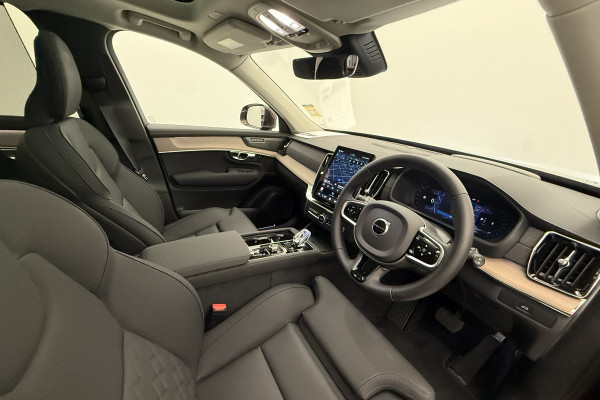 2025 MY26 Volvo XC90 L Series Plus B5 Bright SUV Image 14
