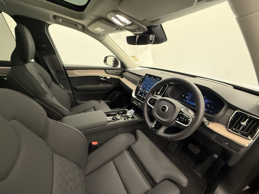2025 MY26 Volvo XC90 L Series Plus B5 Bright SUV Image 14