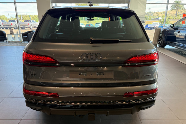 2025 Audi Q7 4M TFSI 185kW SUV Image 7