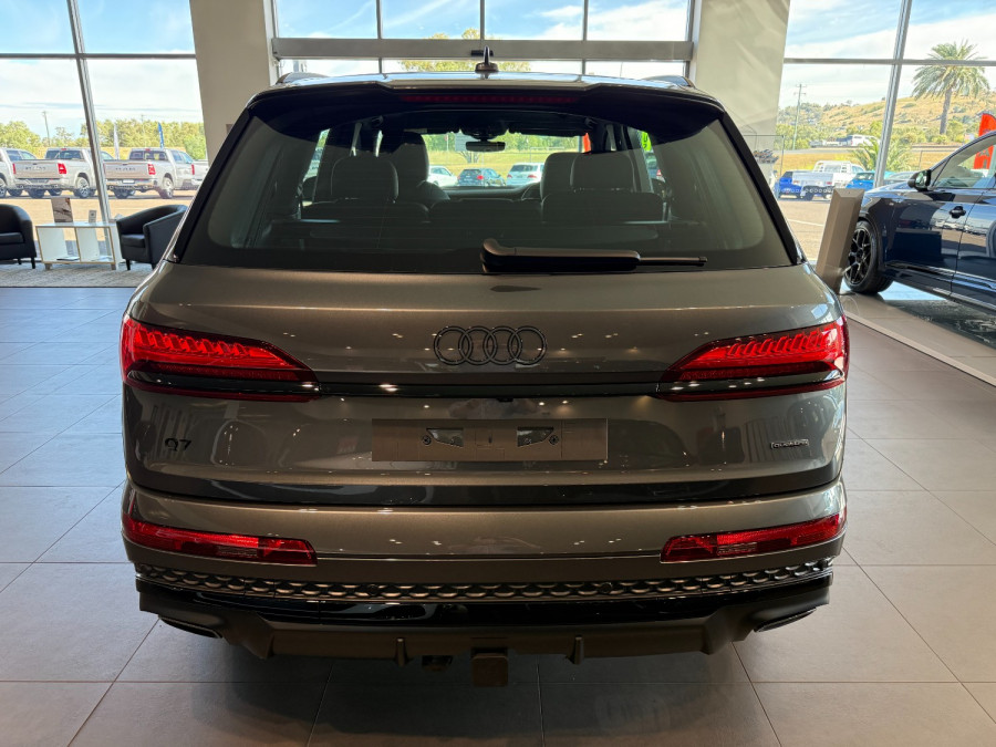 2025 Audi Q7 4M TFSI 185kW SUV Image 7