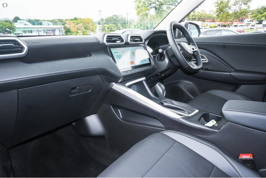 2025 MG ZS ZS32 Essence SUV Image 7