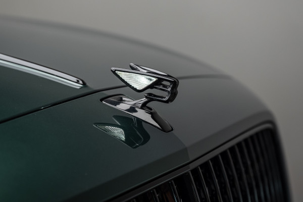 2023 Bentley Flying Spur 3S Azure V8 Sedan image 24