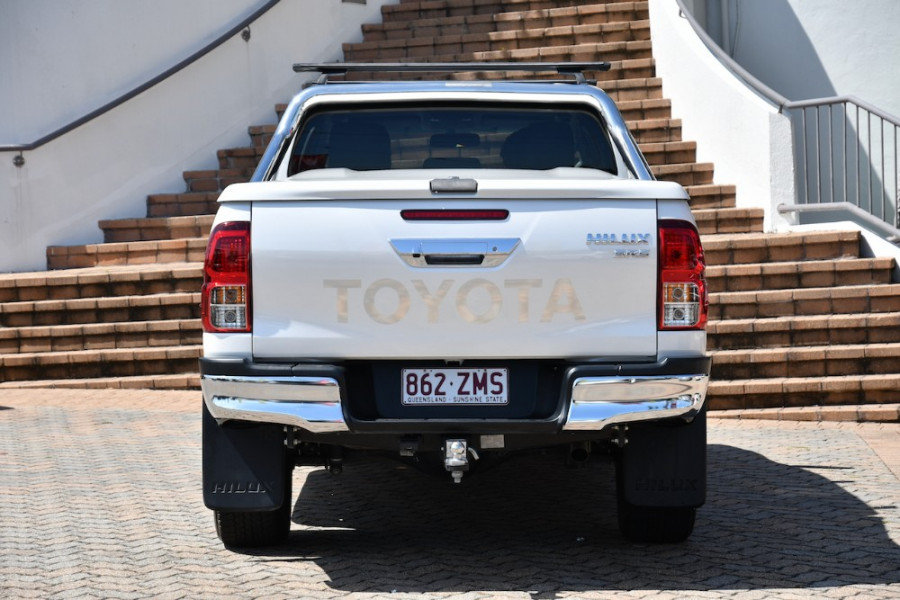 2017 Toyota HiLux GUN126R SR5 Dual cab