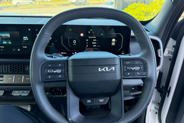 2025 MY26 Kia Tasman TK SX Cab Chassis Image 17