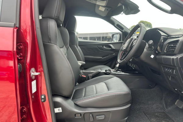 2026 MY25.5 Isuzu D-MAX RG X-TERRAIN Ute Image 8