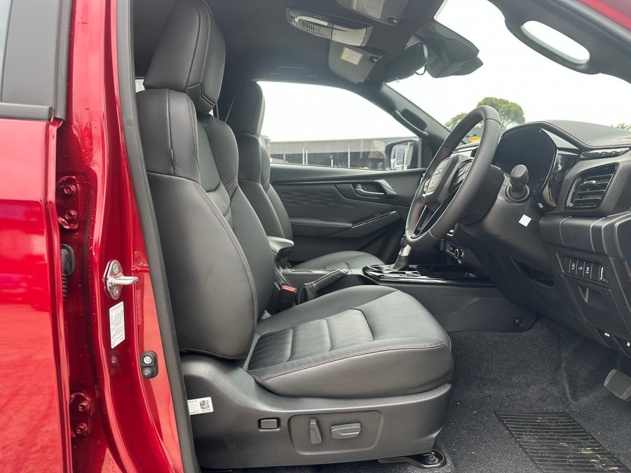 2026 MY25.5 Isuzu D-MAX RG X-TERRAIN Ute Image 8