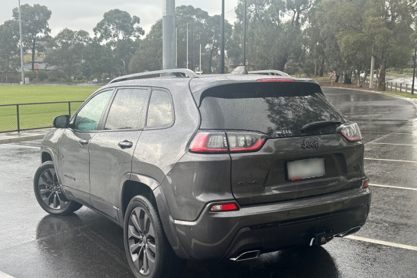 2021 Jeep Cherokee KL Limited SUV