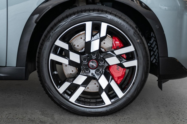 2025 MINI Countryman U25 JCW Favoured SUV image 24