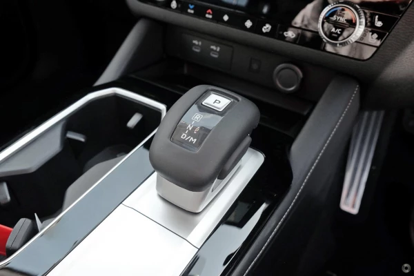 2025 Mitsubishi Outlander ZM Exceed SUV Image 14