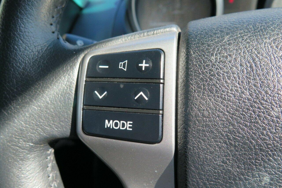 2016 Toyota LandCruiser Prado GDJ150R GXL SUV Image 23