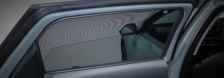 (Sedan) Rear Window Shades