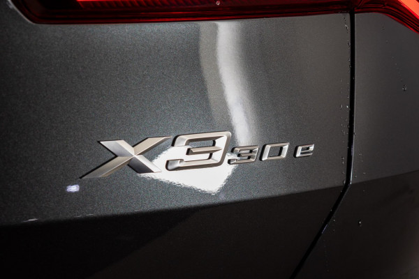 2026 BMW X3 G45 30e xDrive SUV image 10