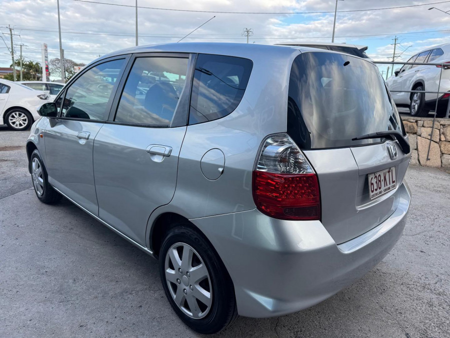 2007 Honda Jazz GD GLi Hatch Image 12