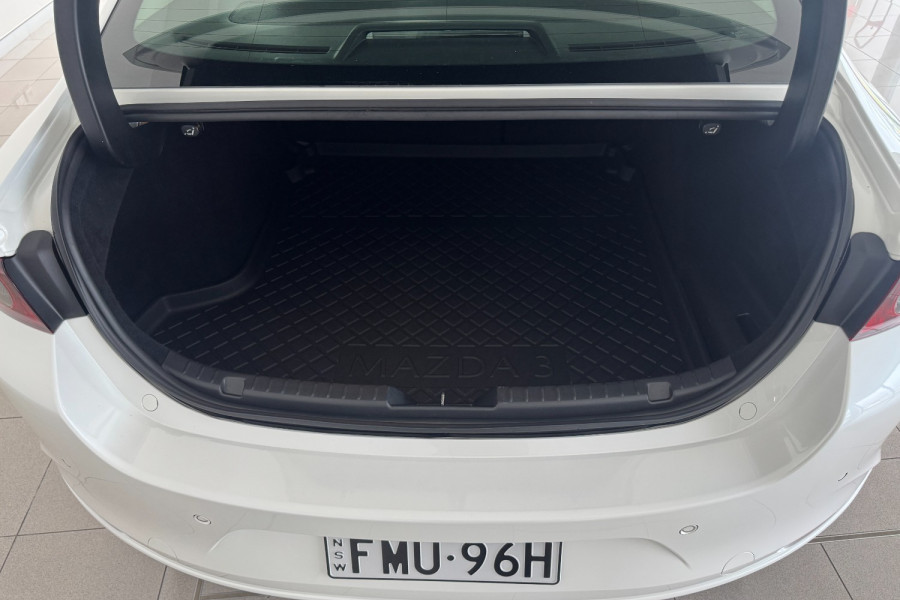 2019 Mazda 3 BP Series G25 GT Hatch Image 10