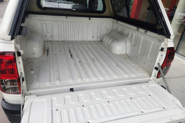 2022 Toyota HiLux 2U82860DZ WorkMate Ute Image 5