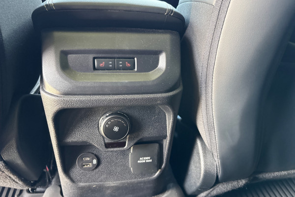 2026 Ford Everest UB Platinum SUV Image 12
