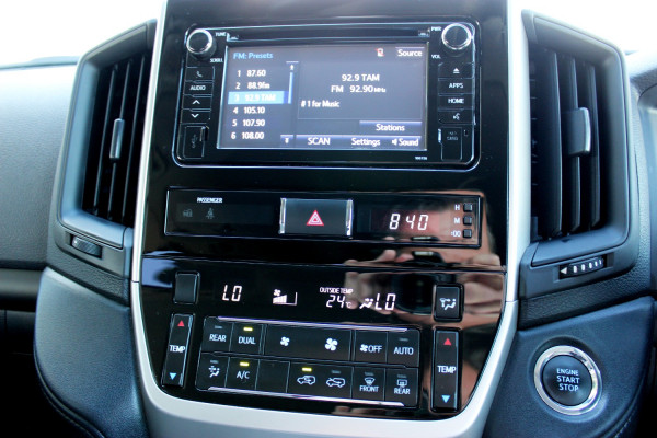 2020 Toyota LandCruiser VDJ200R GXL SUV Image 13