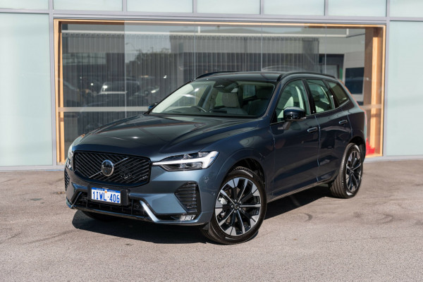 2025 MY26 Volvo XC60 UZ Ultra B5 Dark SUV Image 1