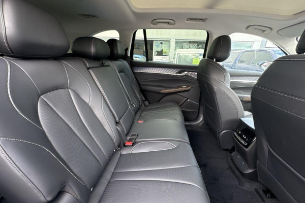 2025 MG QS IS31 Essence SUV Image 30