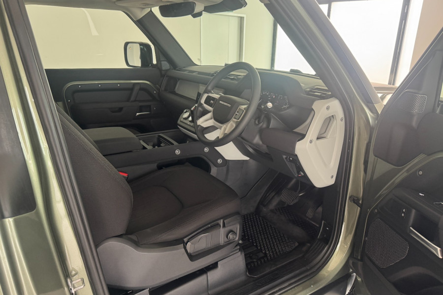 2022 MY23 Land Rover Defender L663 90 P300 S SUV Image 6