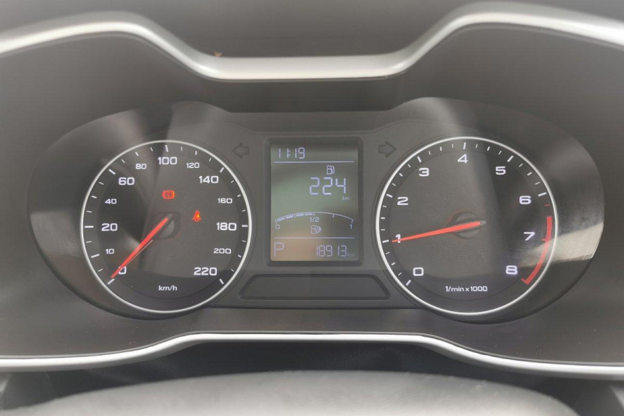 2019 MG ZS AZS1 Essence SUV Image 18