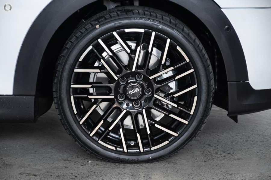 2026 MINI Cooper F65 C Favoured Hatch