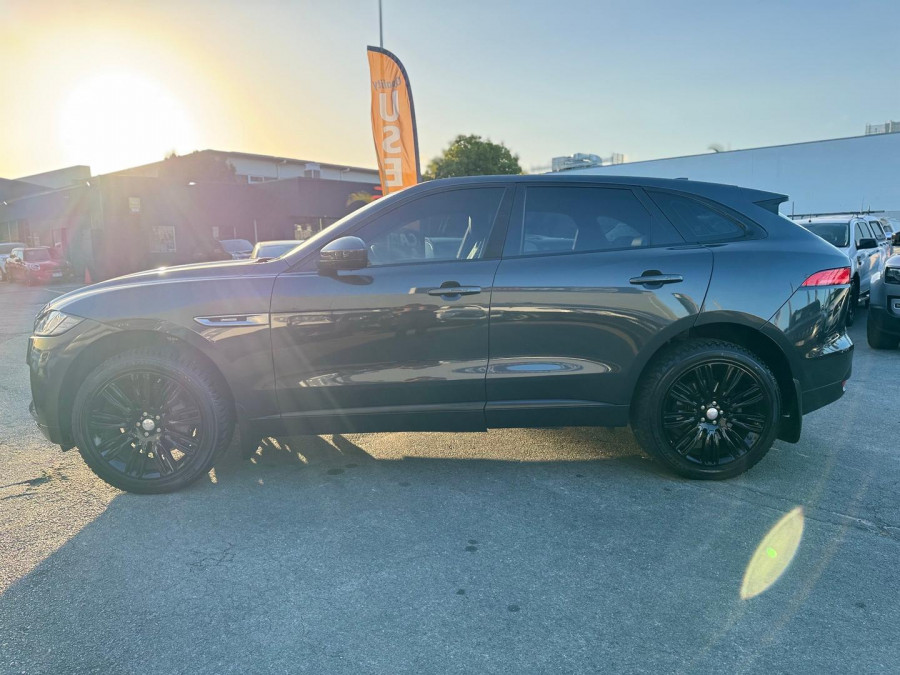 2016 MY17 Jaguar F-PACE X761 20d R-Sport SUV Image 11