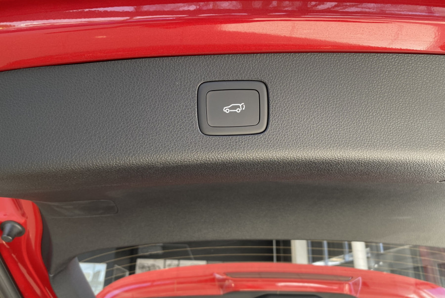 2025 MY23 MG HS Plug-in Hybrid SAS23 Essence SUV Image 20