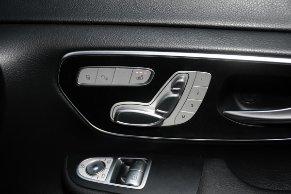 2021 Mercedes-Benz V-Class 447 V220 d People Mover image 20