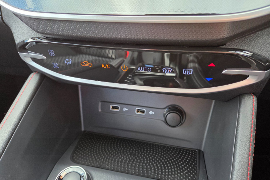 2025 LDV T60 SK8C Max PRO Ute Image 14
