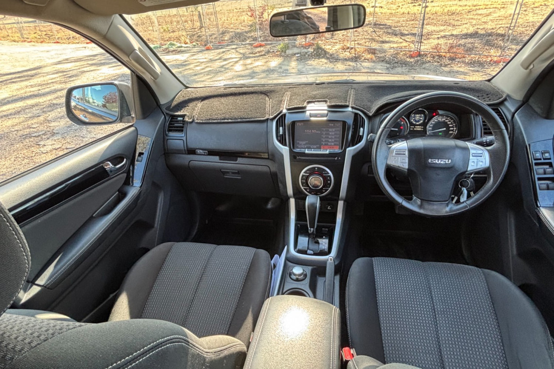 2019 Isuzu MU-X LS-U SUV Image 20