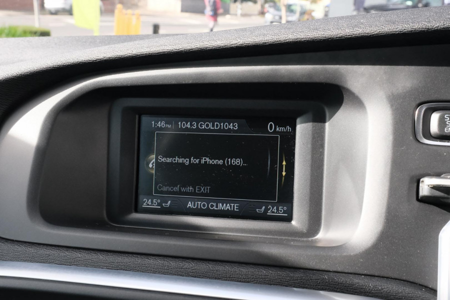 2015 MY16 Volvo V40 M Series T3 Kinetic Hatch Image 8