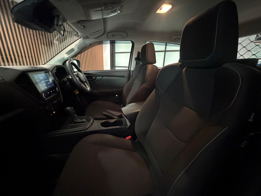 2025 MY25.5 Isuzu D-MAX RG SX High Ride Cab Chassis Image 18