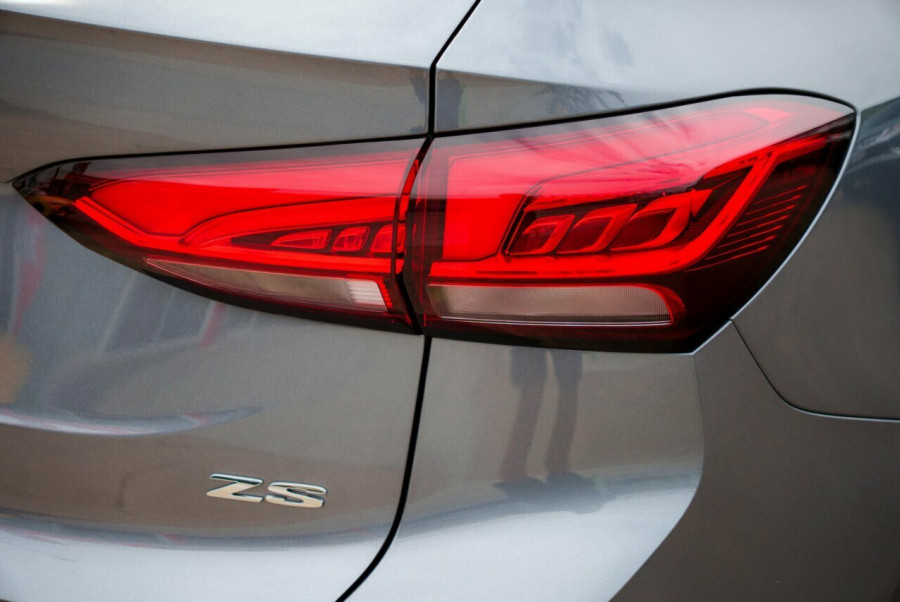 2025 MG ZS ZS32 Essence Turbo SUV Image 7