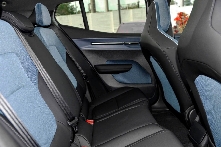 2024 MY25 Volvo EX30  Twin Motor Performance Ultra SUV Image 9
