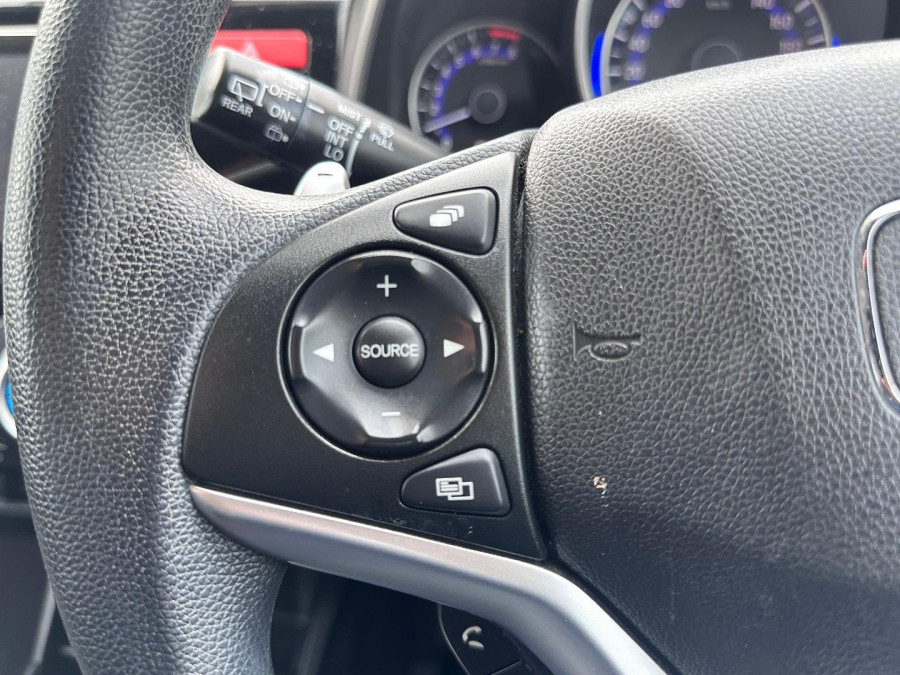 2015 Honda Jazz GF VTi Hatch Image 16