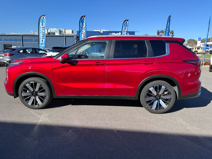 2025 Mitsubishi Outlander ZM Aspire SUV Image 2