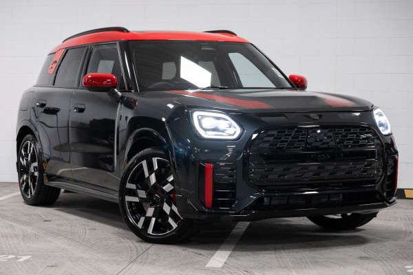 MINI Countryman JCW Favoured U25
