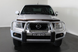 2013 Nissan Navara D40 S6 Turbo ST Utility crew cab